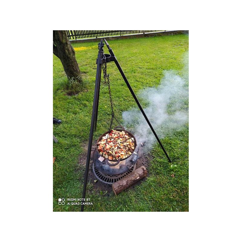 Trójnóg żeliwny ogrodowy przenośny do grilla + patelnia 40cm